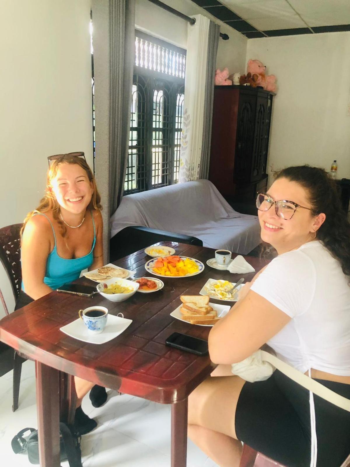 Nethmi Rooms Negombo Dış mekan fotoğraf
